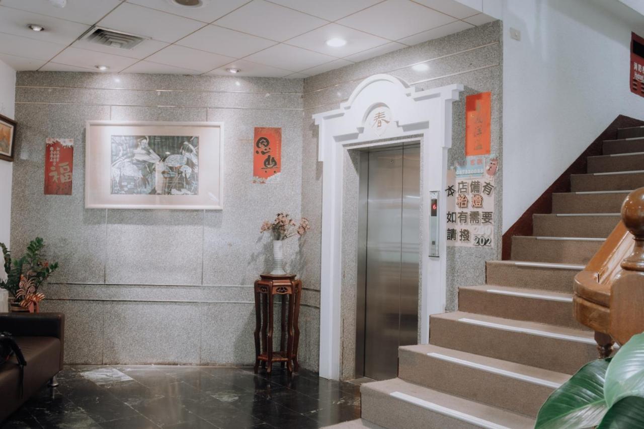 Tong Hsin Hotel Pingtung Buitenkant foto